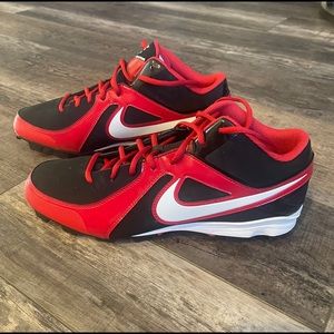 Nike Cleats for men size 13